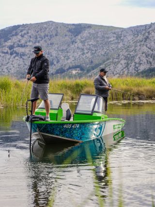 Our softshell jacket is the kind of gear that stands up to unpredictable weather and long days by the water. 💨🌧️ ✔️ Wind-...